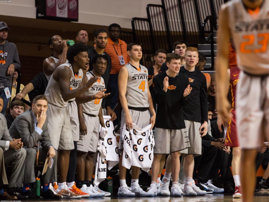 ការប្រកួតកីឡា: ការប្រកួត និងភាពសំខាន់នៅក្នុងសង្គម